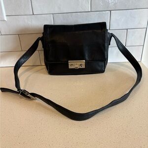 Vintage Perlina New York Black Leather Crossbody Bag Purse Lock With Key